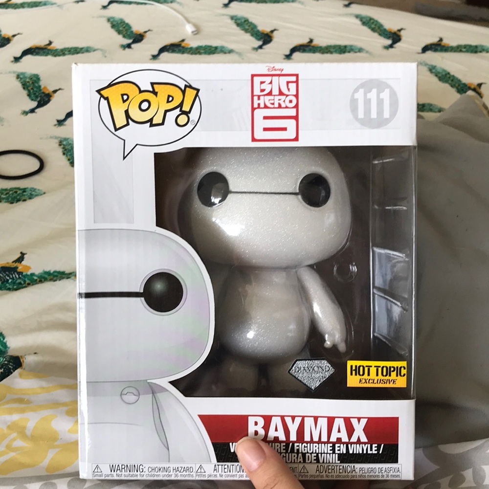 Funko Pop Diamond Collection Baymax Hot Topic